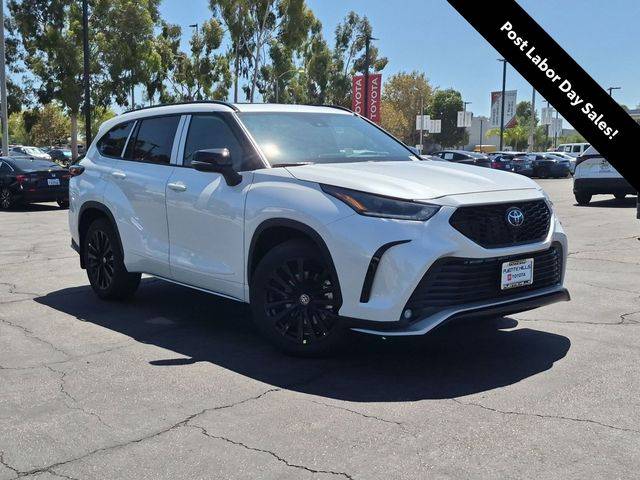 2026 Toyota Highlander XSE