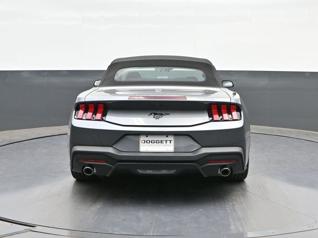 2026 Ford Mustang 7