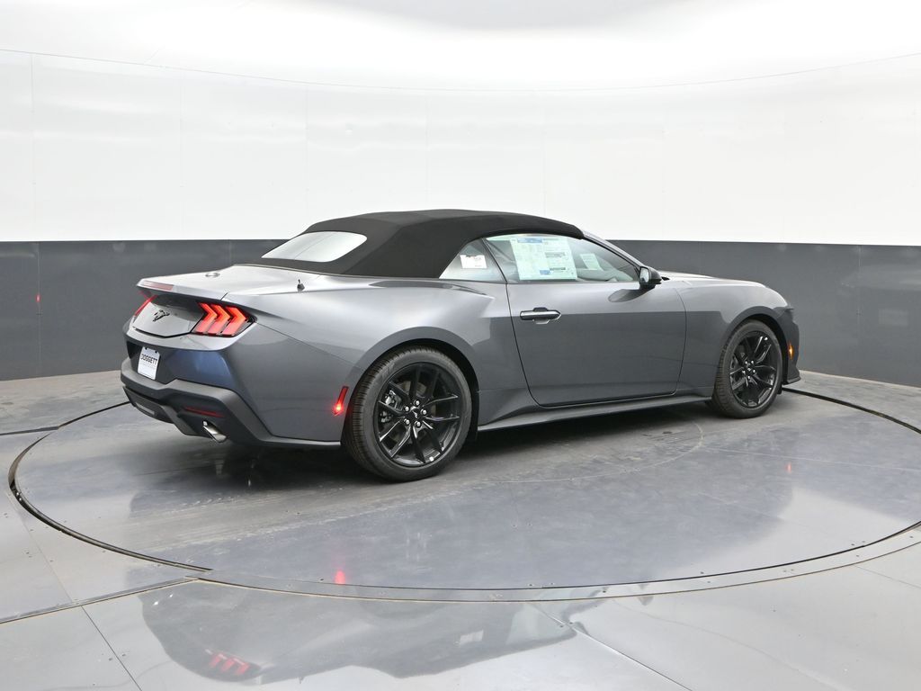 2026 Ford Mustang 12