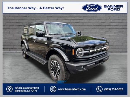 2026 Ford Bronco Outer Banks
