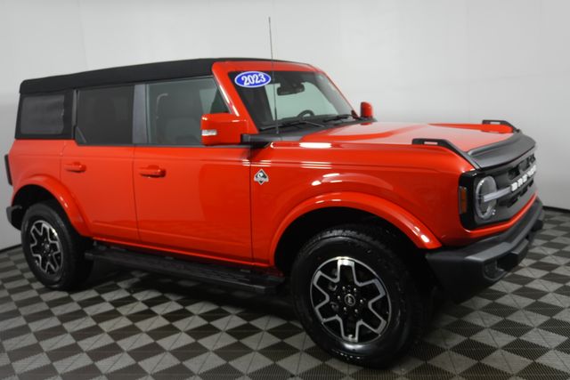 Used 2023 Ford Bronco 4-Door Outer Banks with VIN 1FMDE5BH1PLB94951 for sale in Kansas City