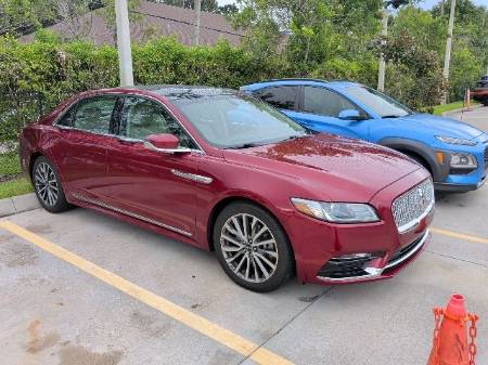 2017 Lincoln Continental Select