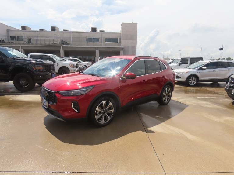 2023 Ford Escape Platinum FWD