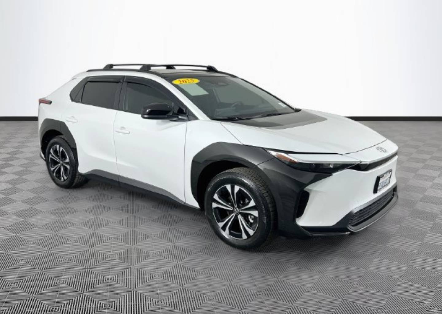 2025 Toyota bZ4X XLE
