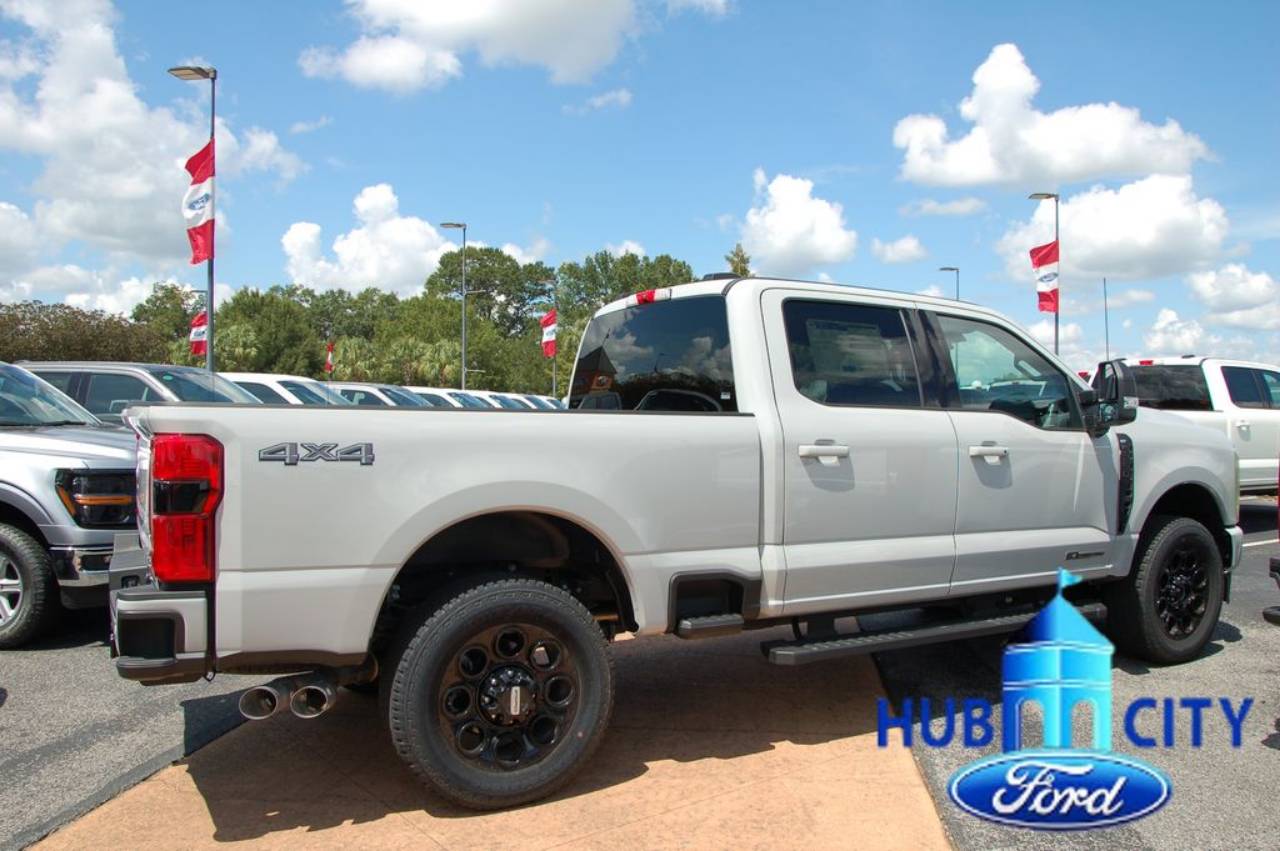 2026 Ford F-250 Super Duty XLT - Photo 6