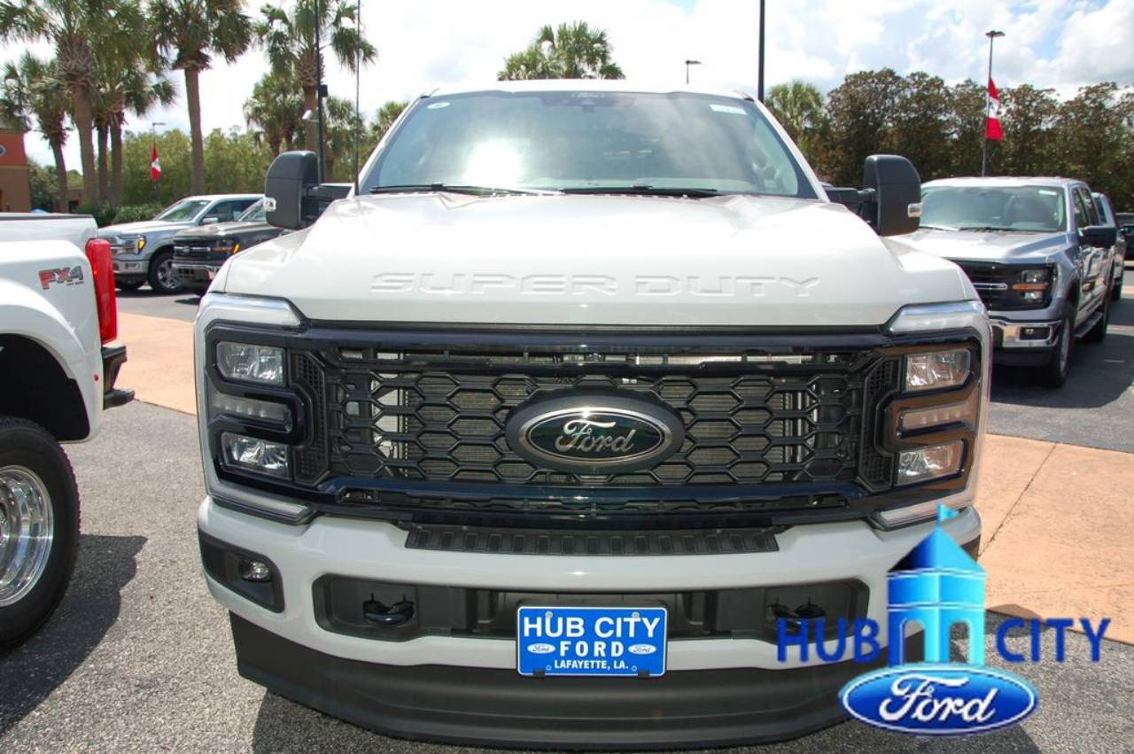 2026 Ford F-250 Super Duty XLT - Photo 8