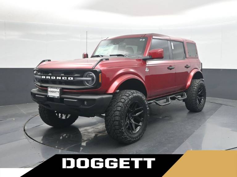 2026 Ford Bronco Outer Banks