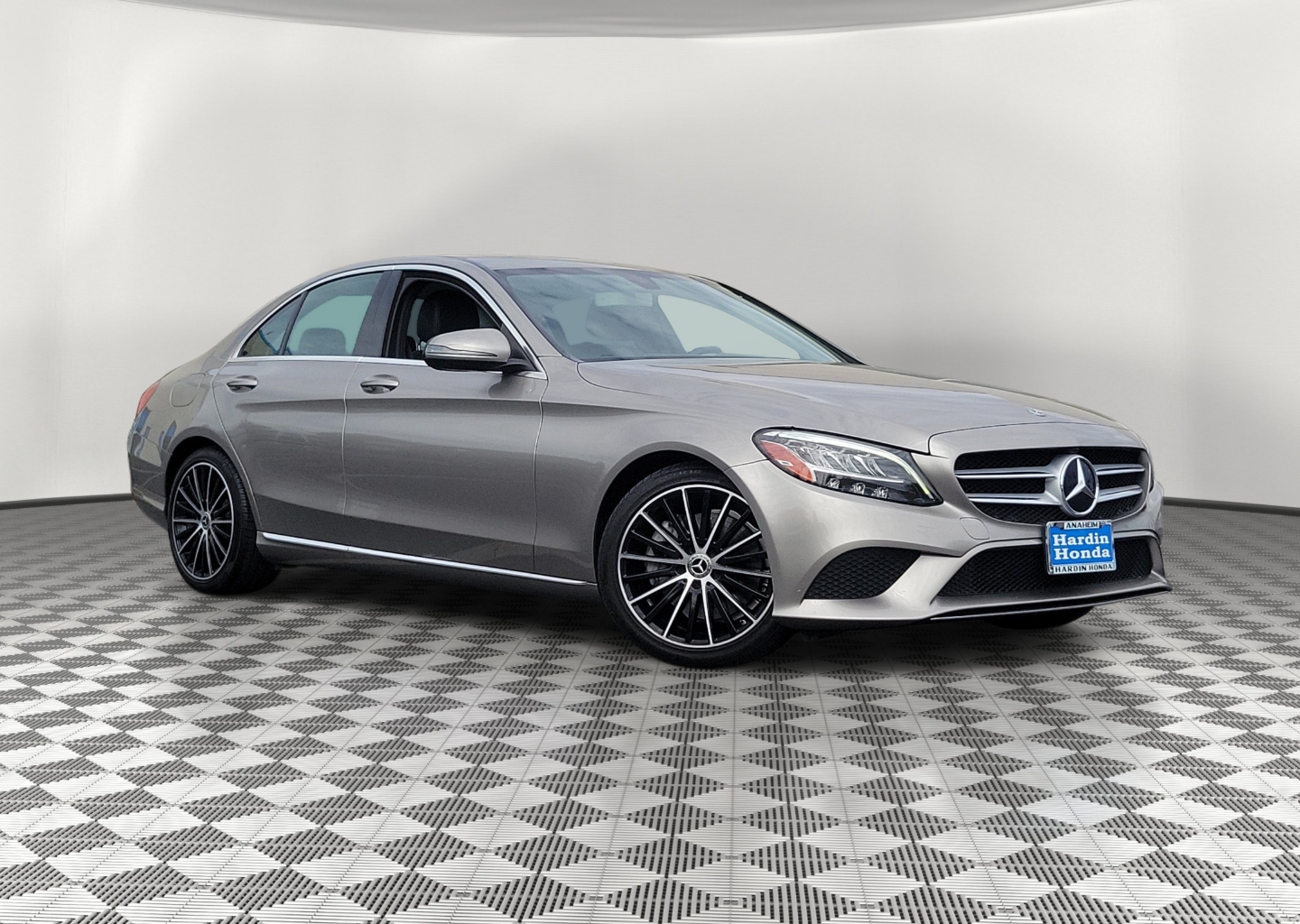 Used 2019 Mercedes-Benz C-Class Sedan C300 with VIN 55SWF8DB6KU304908 for sale in Anaheim, CA