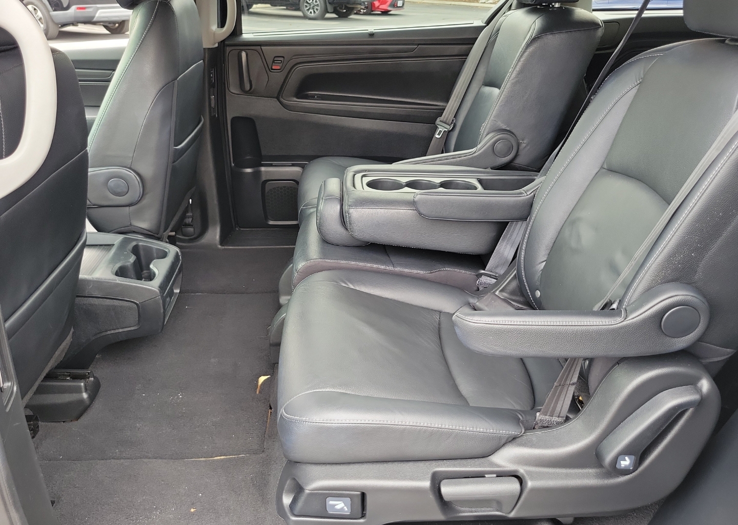 2021 Honda Odyssey EX-L - Photo 14