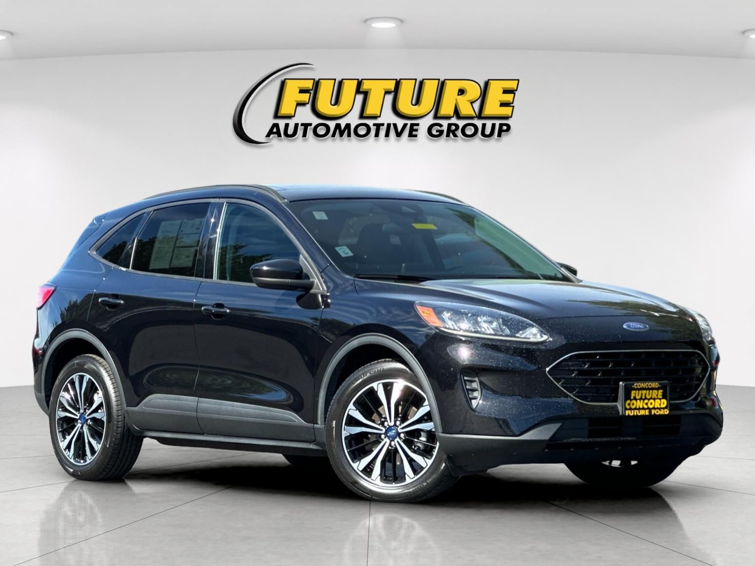 2022 Ford Escape Hybrid SE