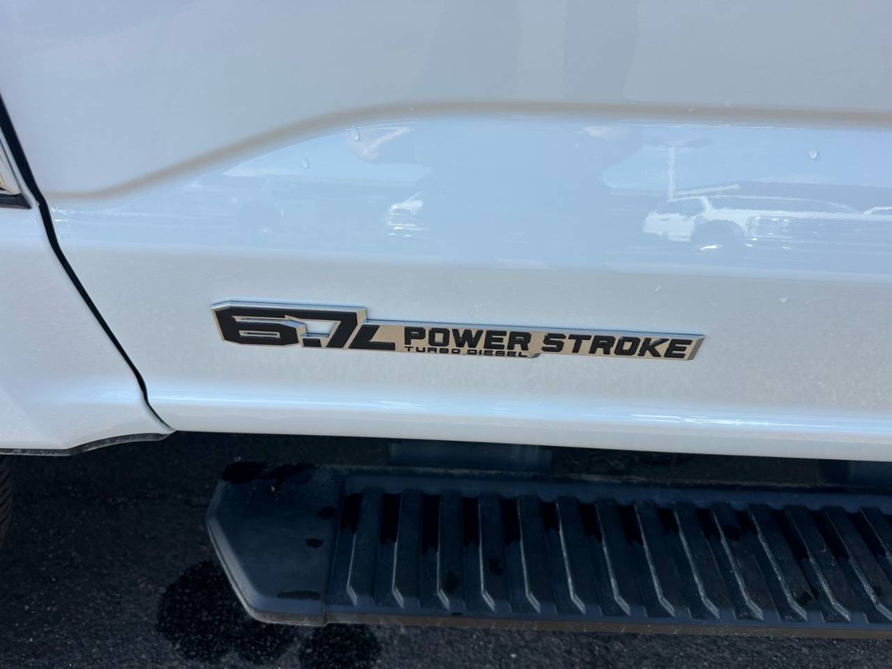 2025 Ford F-350 Super Duty Chassis Cab XL - Photo 17