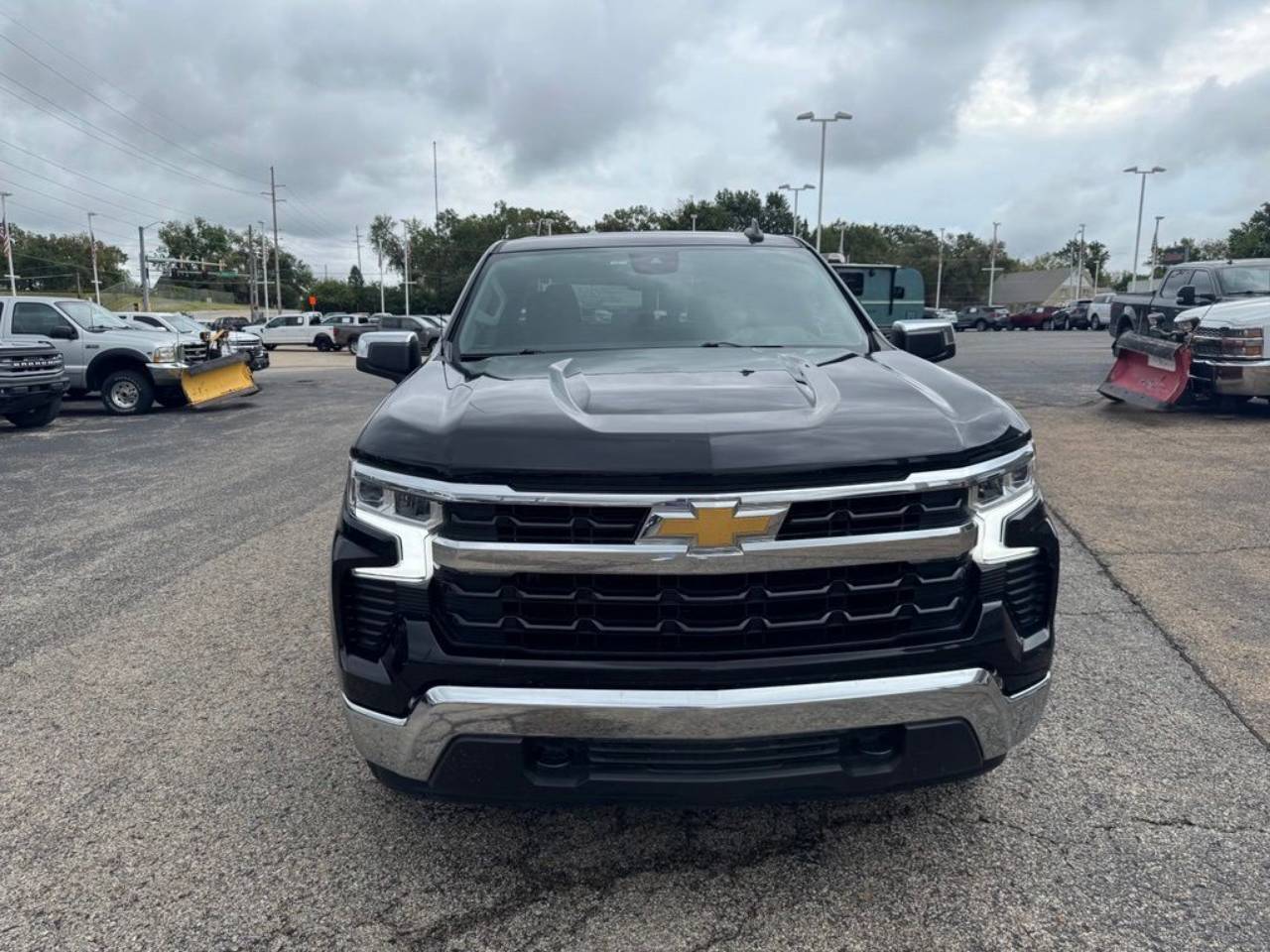 Certified 2023 Chevrolet Silverado 1500 LT with VIN 1GCUDDED8PZ248138 for sale in Kansas City