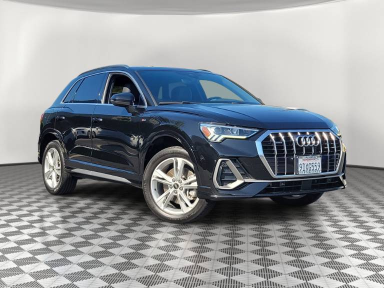 2023 Audi Q3 S line Premium Plus