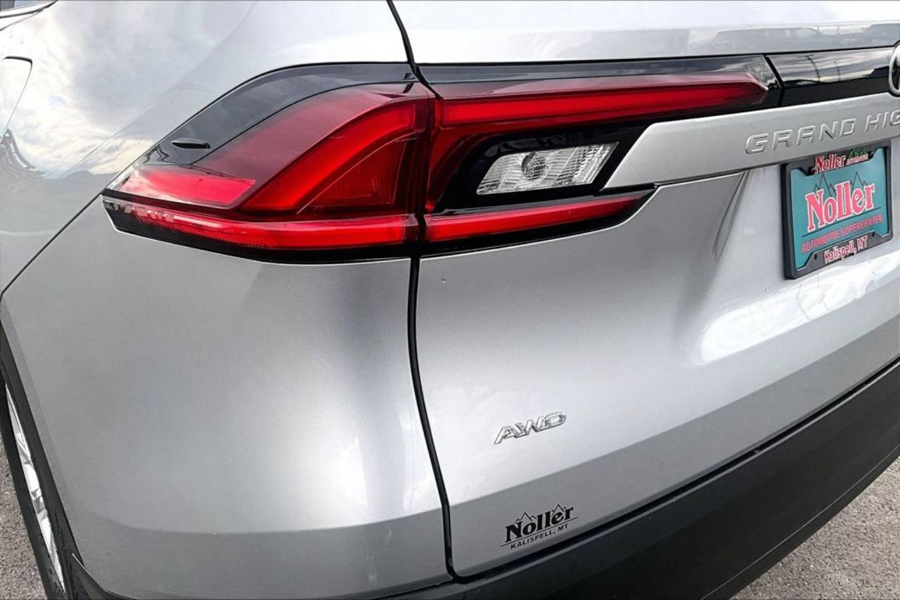 2025 Toyota Grand Highlander XLE - Photo 31