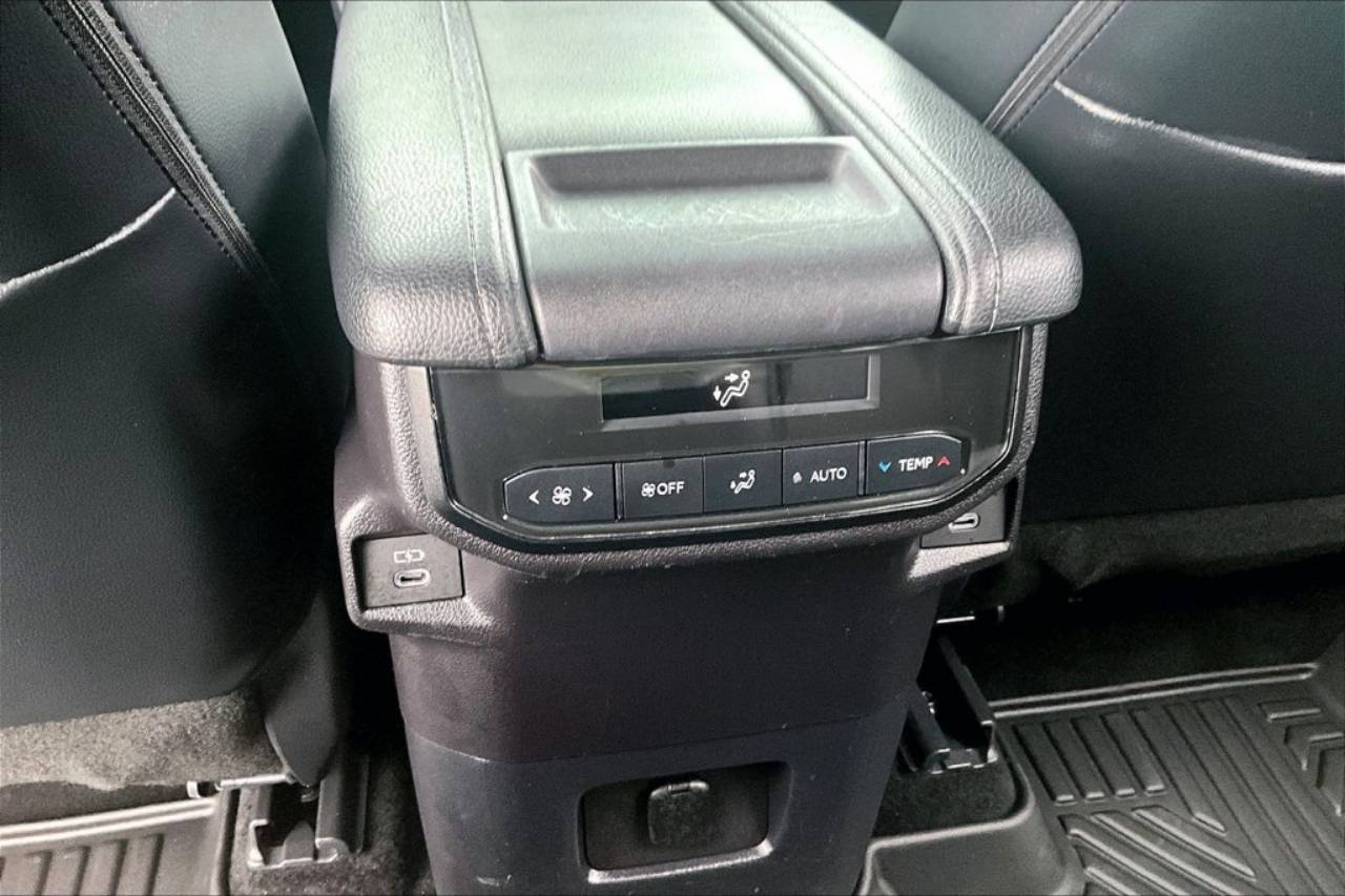 2025 Toyota Grand Highlander XLE - Photo 34