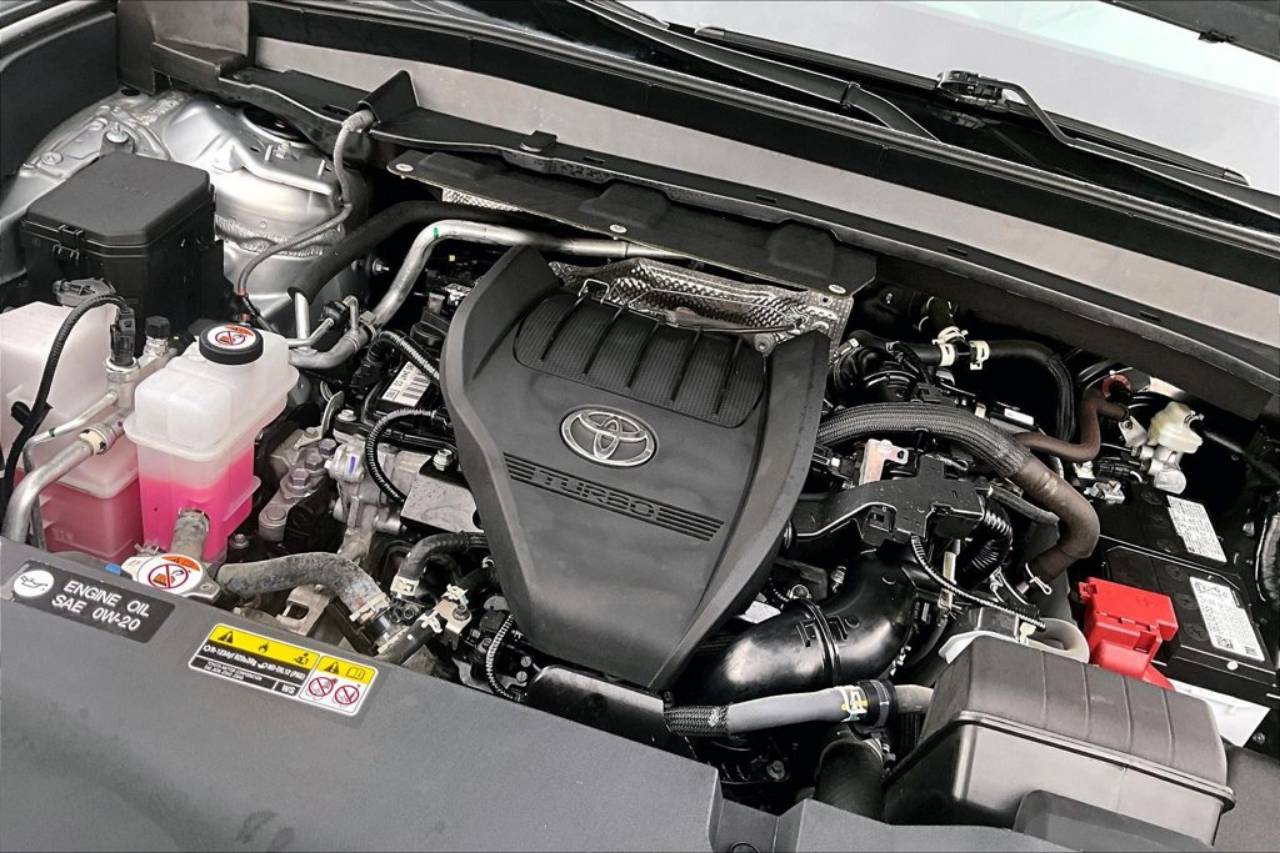 2025 Toyota Grand Highlander XLE - Photo 35