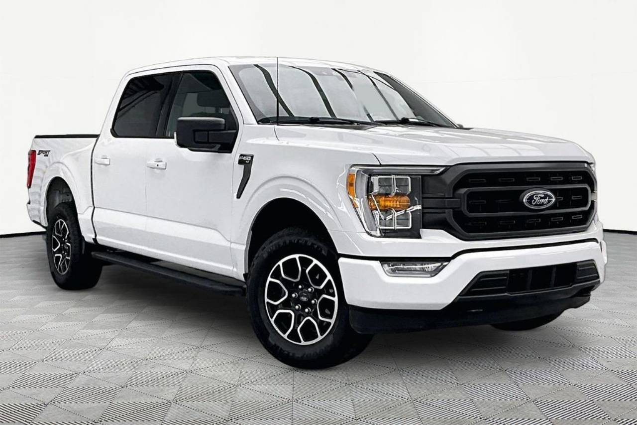 2023 Ford F-150 XLT - Photo 12