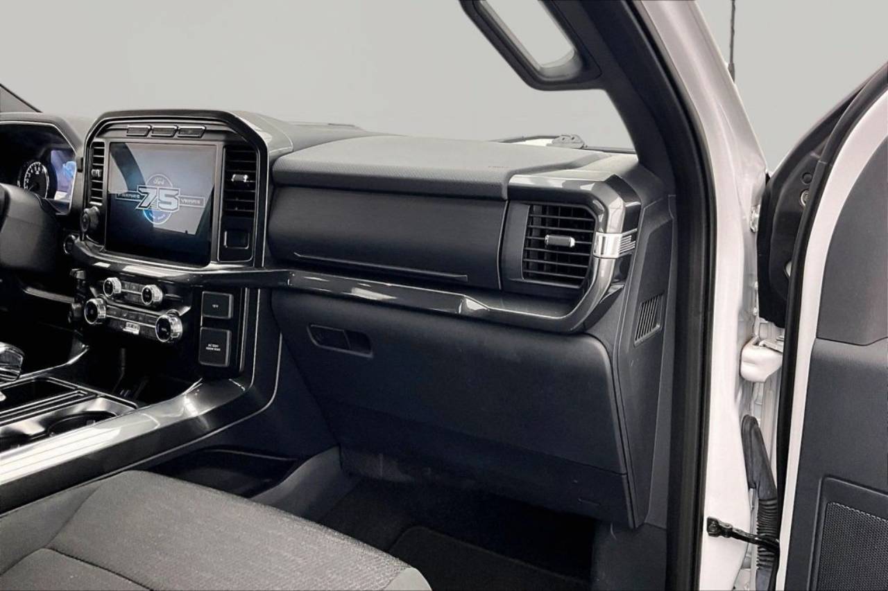 2023 Ford F-150 XLT - Photo 17