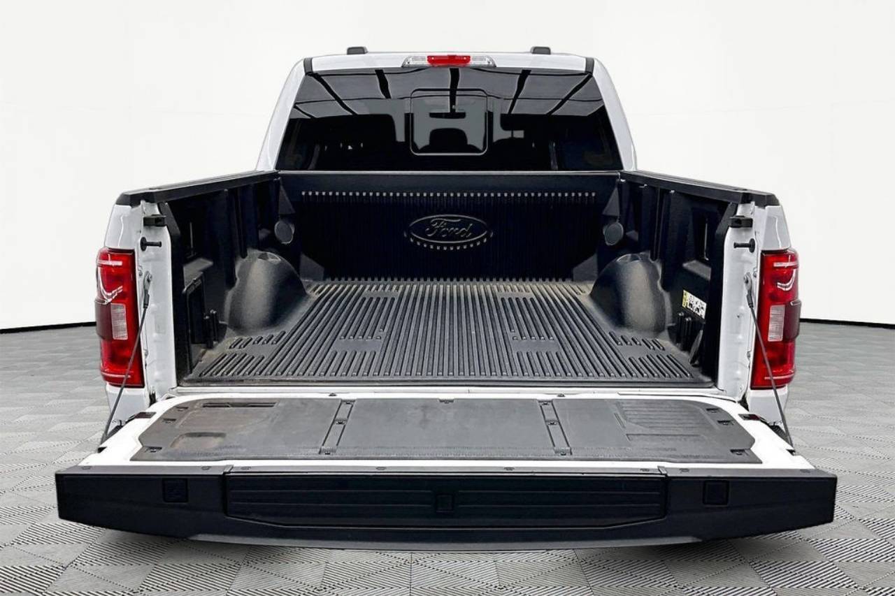 2023 Ford F-150 XLT - Photo 18
