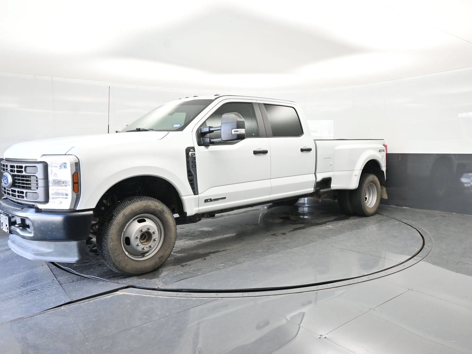 2024 Ford Super Duty F-350 Drw