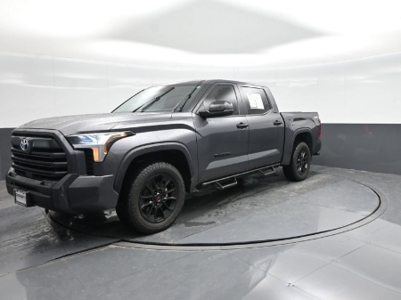 2024 Toyota Tundra 4WD SR5