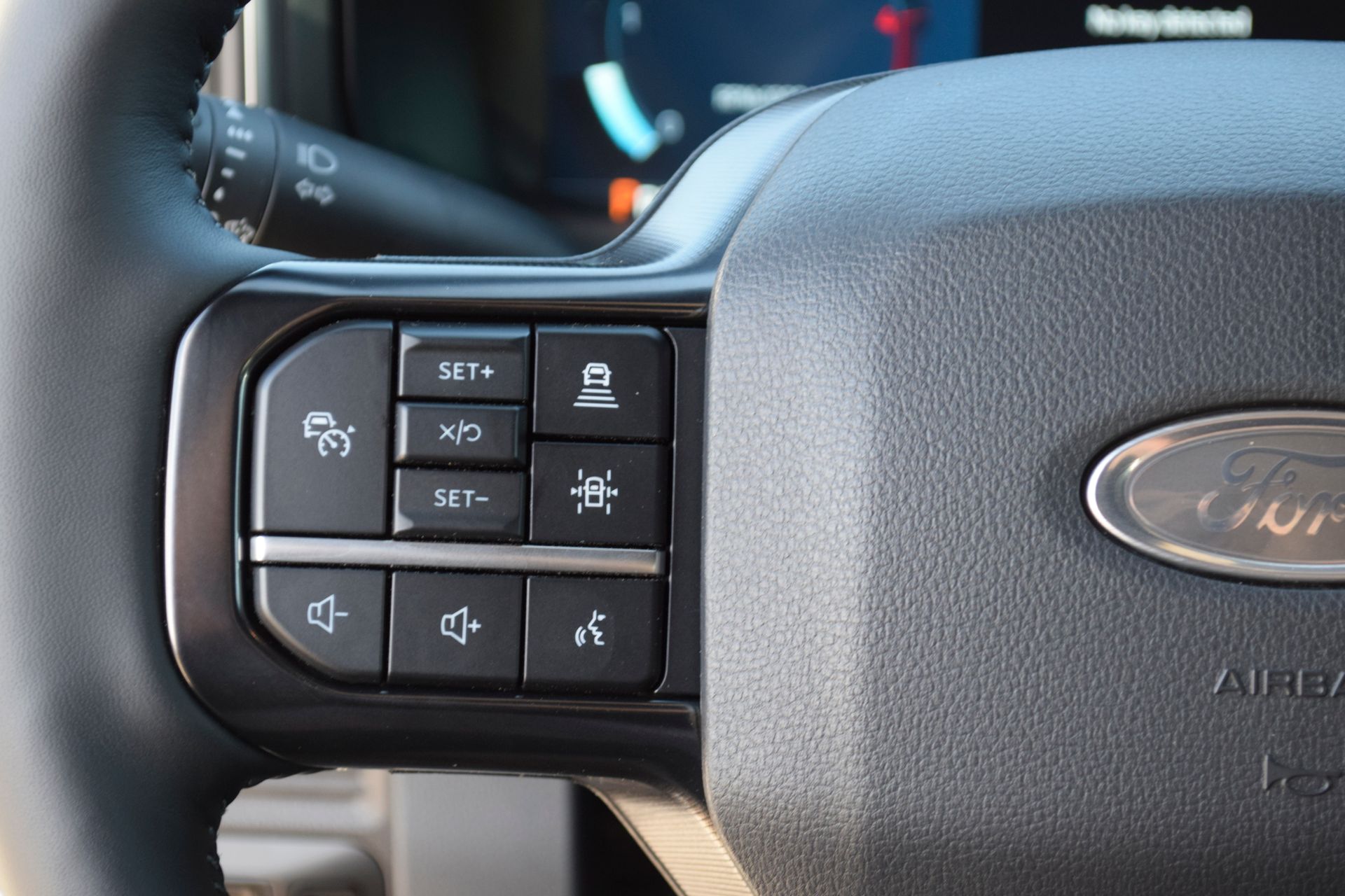 2026 Ford F-250 Super Duty Platinum - Photo 8