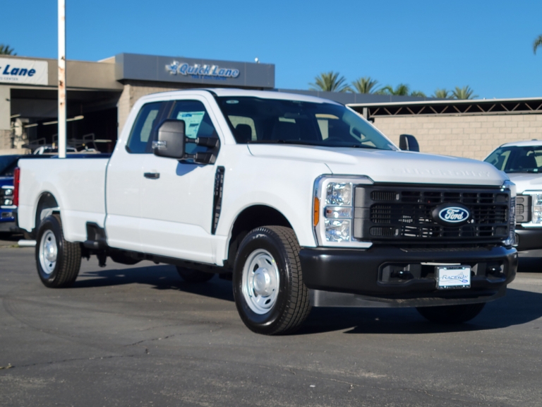 2027 Ford Super Duty F-250 SRW XL
