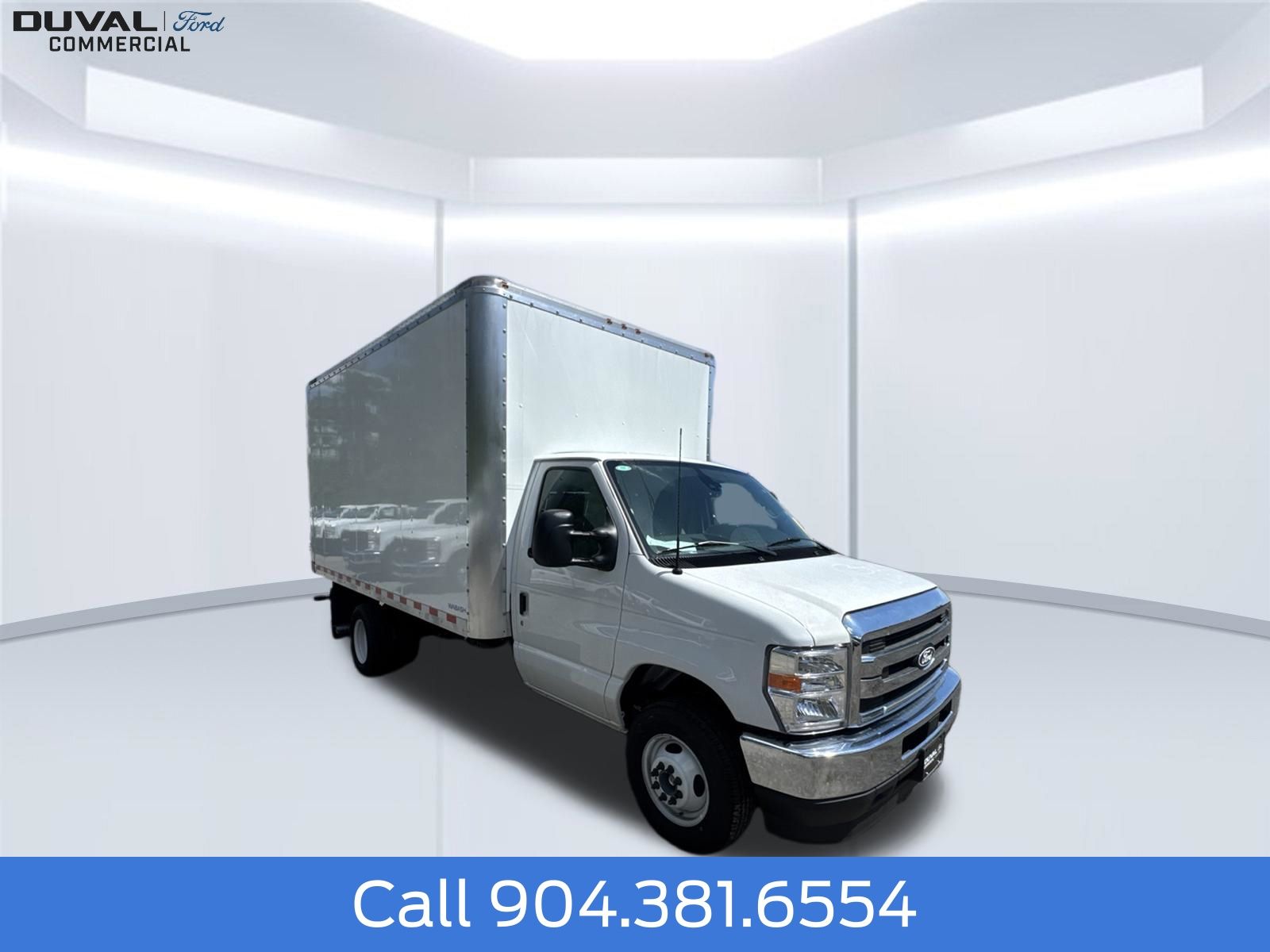 2026 Ford E-450SD Base