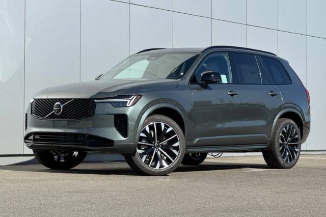 2027 Volvo XC90 B6 Ultra