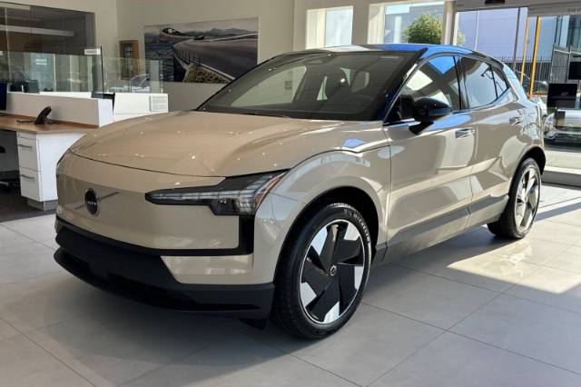 2026 Volvo EX30 Twin Motor Performance Plus