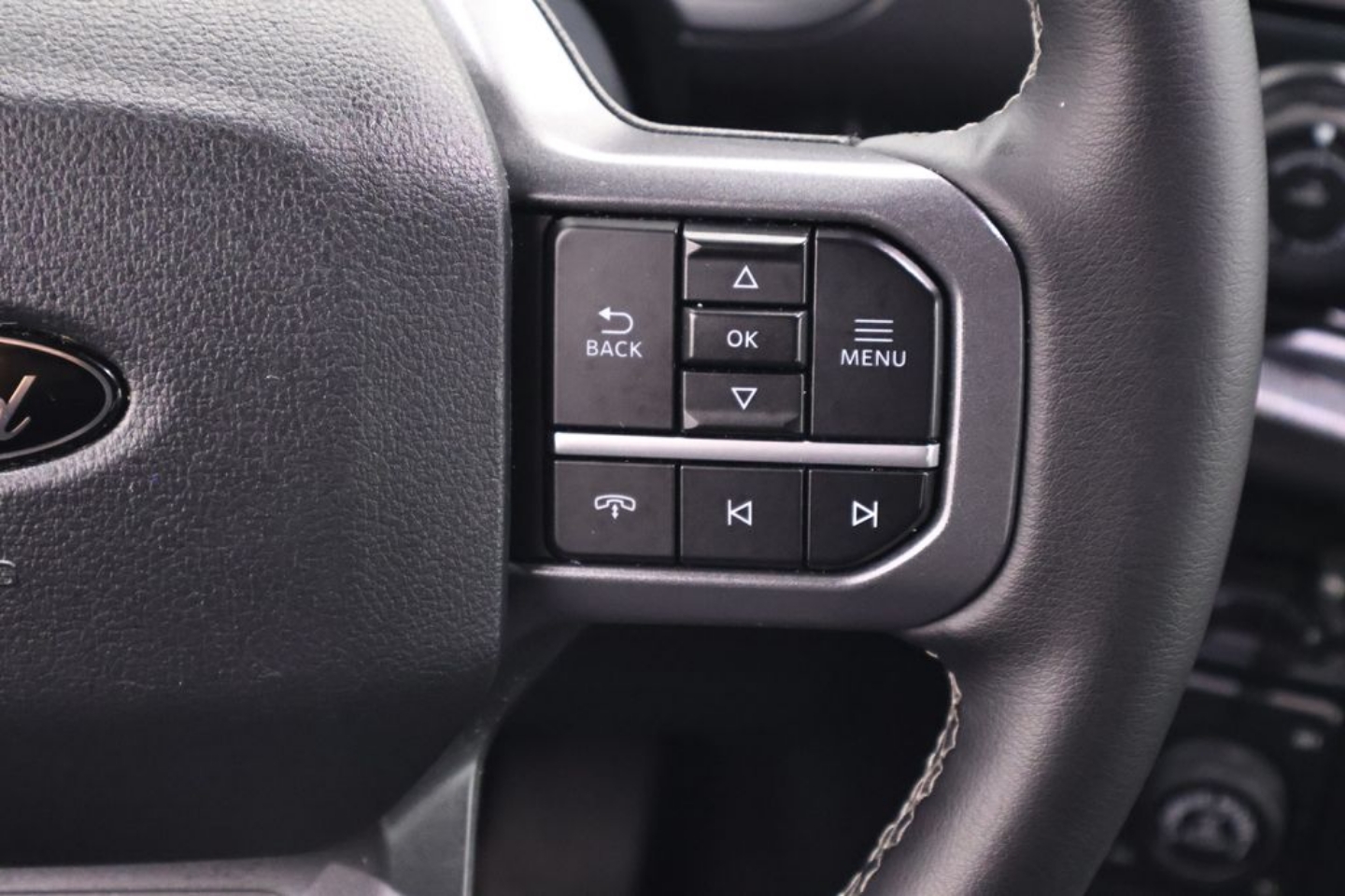 2025 Ford F-150 Lariat - Photo 25