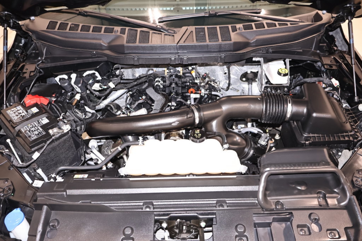 2025 Ford F-150 Lariat - Photo 44