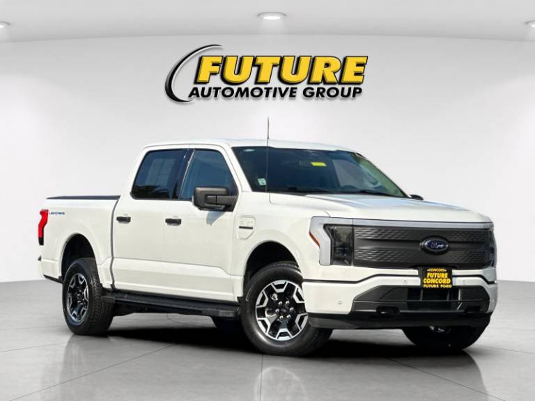2023 Ford F-150 Lightning XLT