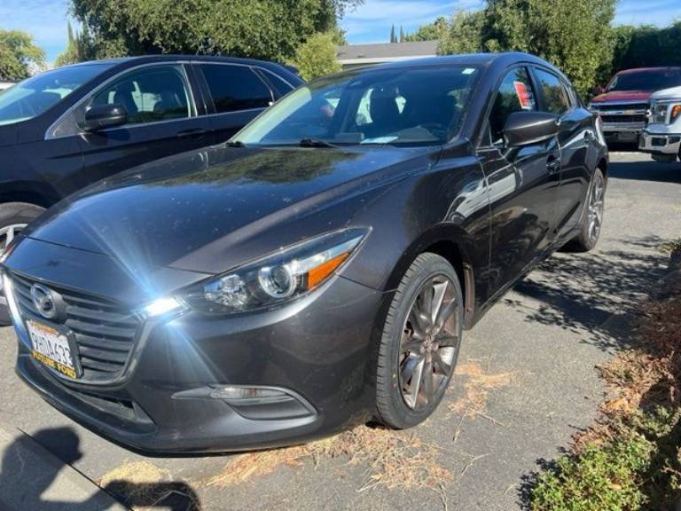 2018 Mazda Mazda3 Touring