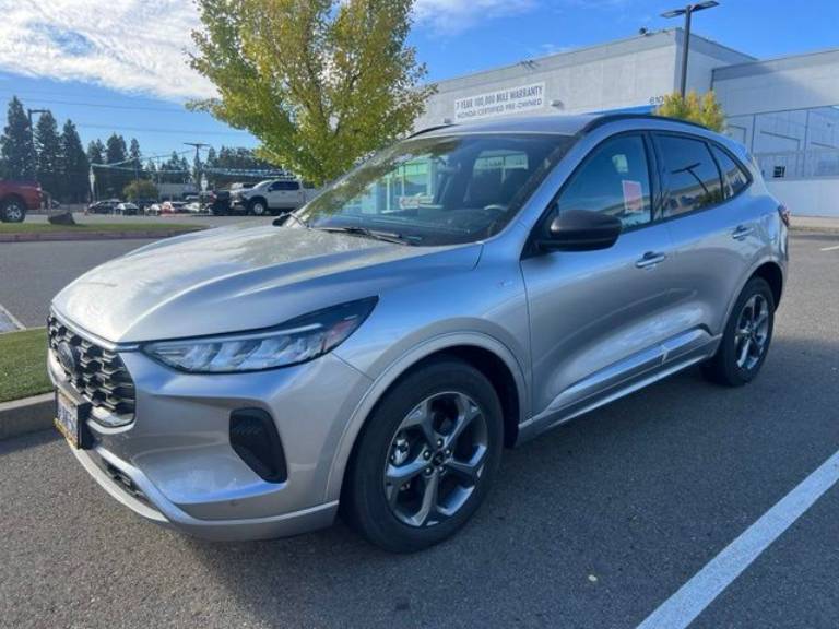 2023 Ford Escape Hybrid ST-Line