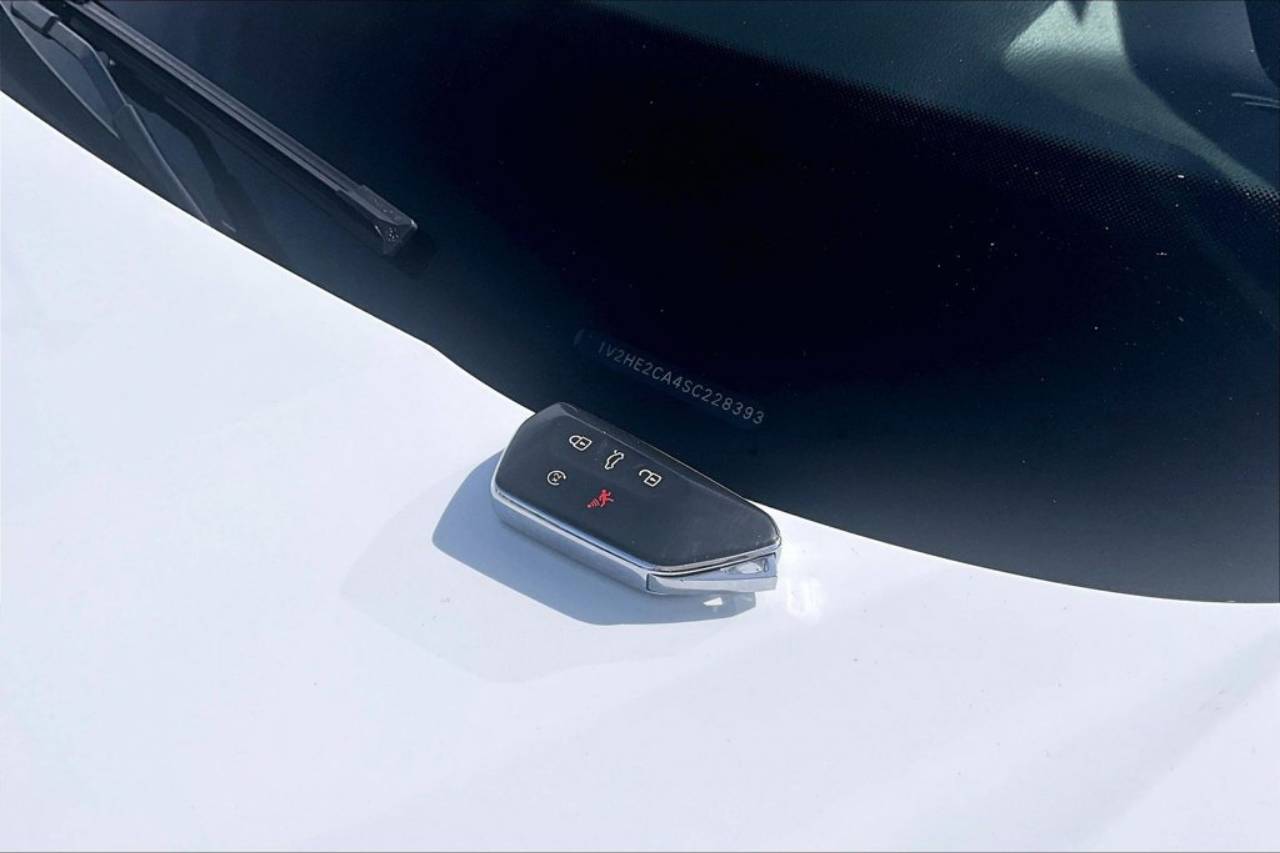 2025 Volkswagen Atlas Cross Sport SE w/Tech - Photo 11