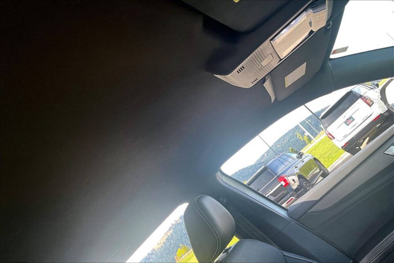 2025 Volkswagen Atlas Cross Sport SE w/Tech - Photo 22