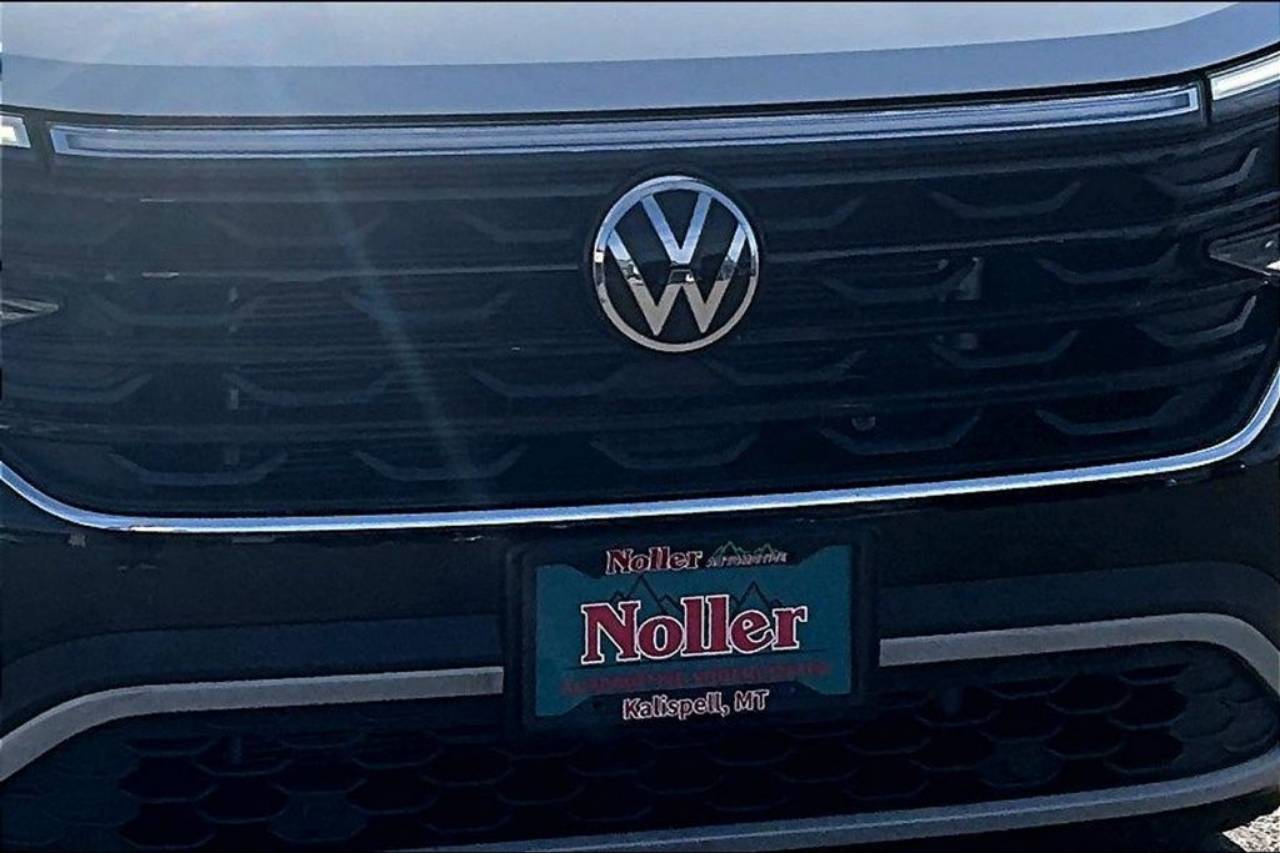 2025 Volkswagen Atlas Cross Sport SE w/Tech - Photo 28