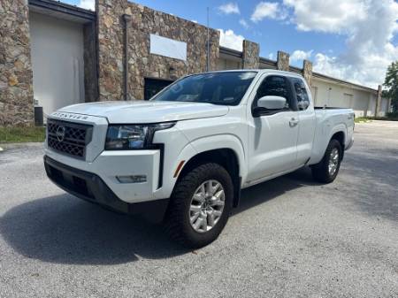 2024 Nissan Frontier SV