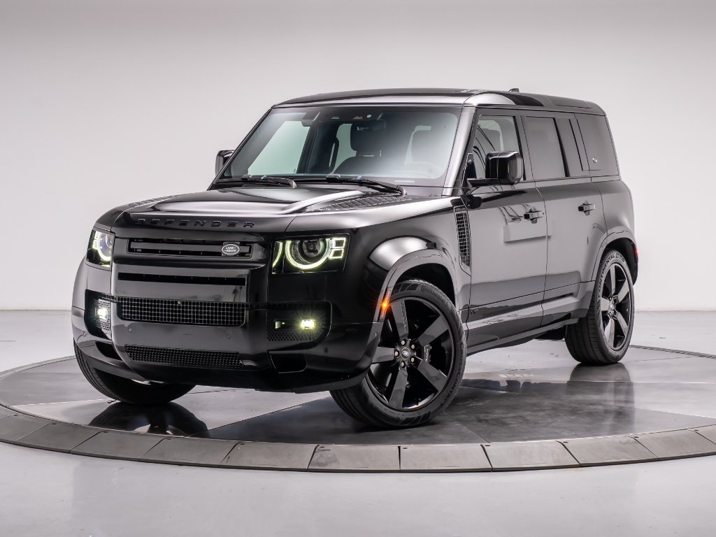 2024 Land Rover Defender 110 P525 V8