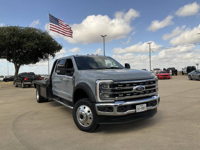 2024 Ford Super Duty F-550 DRW 4X4 4DR Crew Cab 179.8-203.8 IN. WB