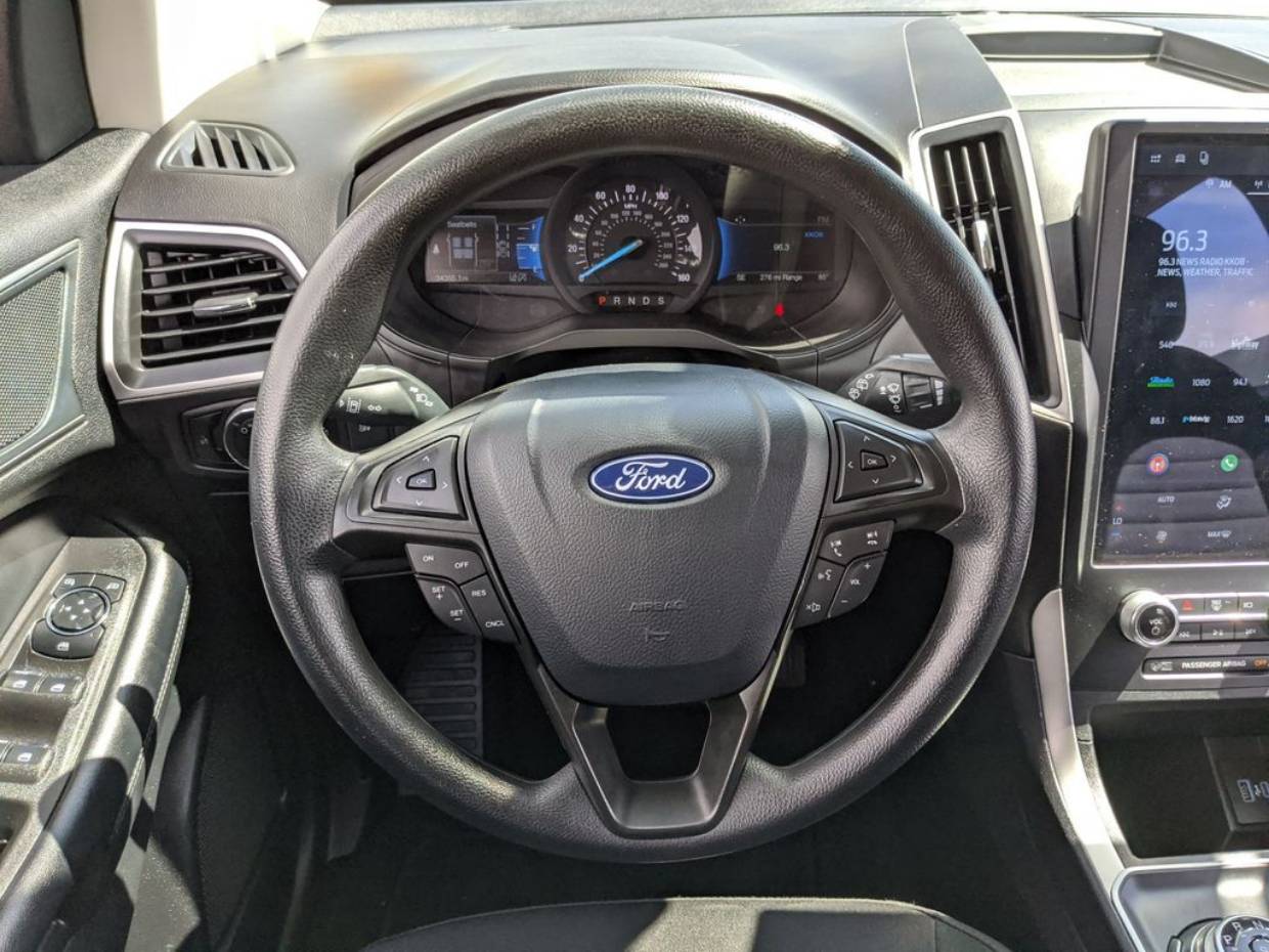2024 Ford Edge SE - Photo 10