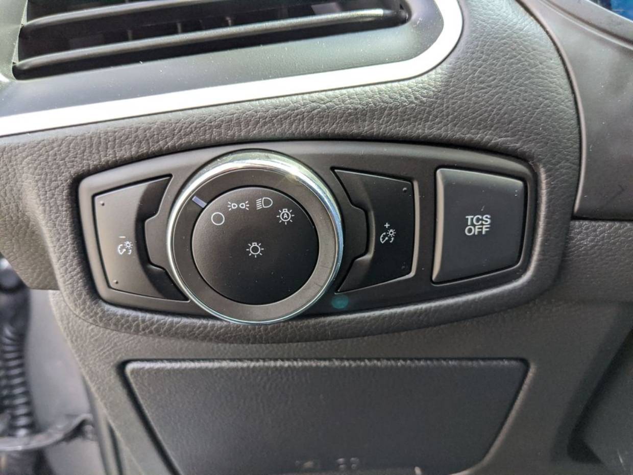 2024 Ford Edge SE - Photo 13