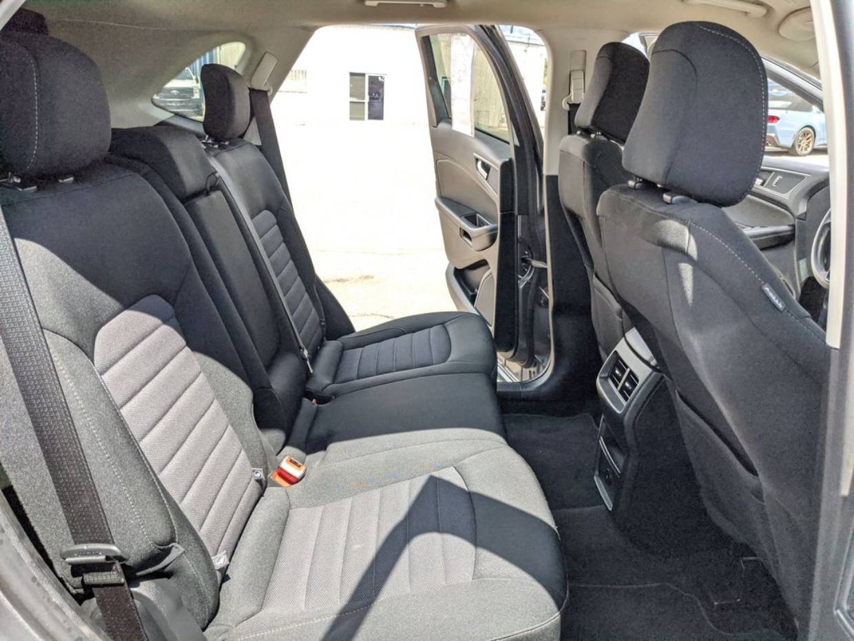 2024 Ford Edge SE - Photo 18