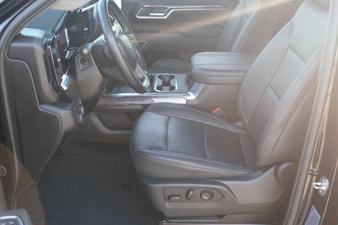 Certified Used 2024 Chevrolet Silverado 2500HD LTZ, photo 9