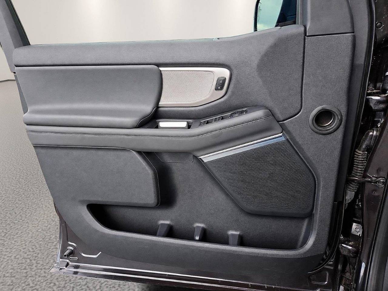 2026 Ford Expedition Active - Photo 14
