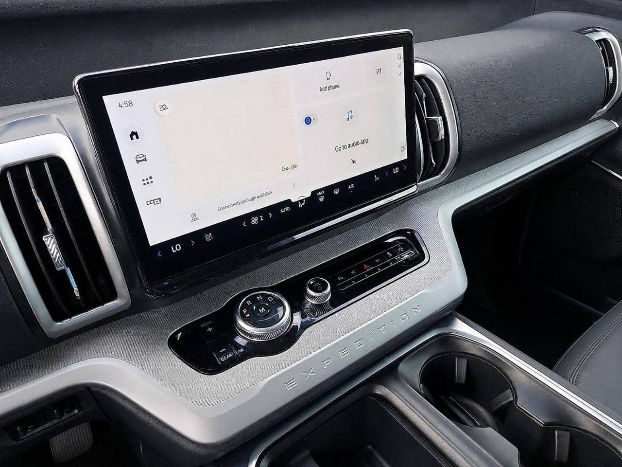 2026 Ford Expedition Active - Photo 18