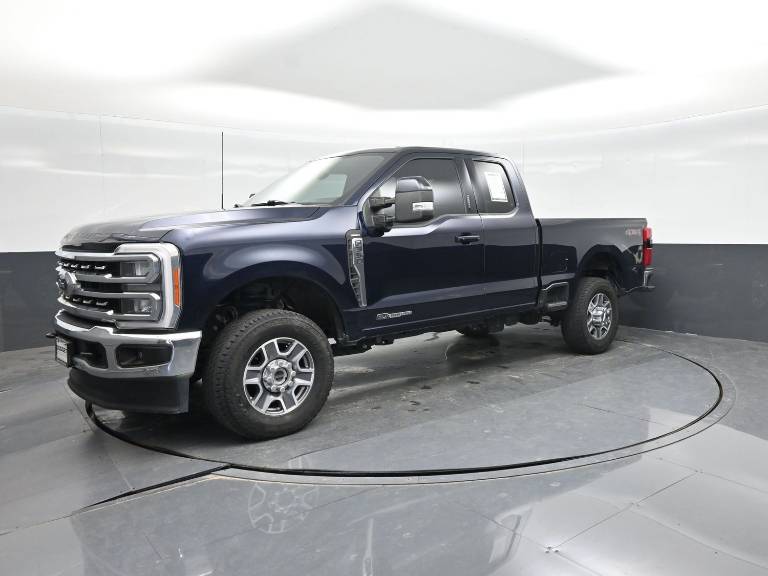 2023 Ford Super Duty F-350 SRW LARIAT