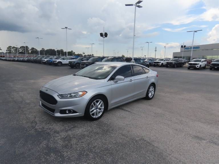 2014 Ford Fusion 4DR Sedan SE FWD