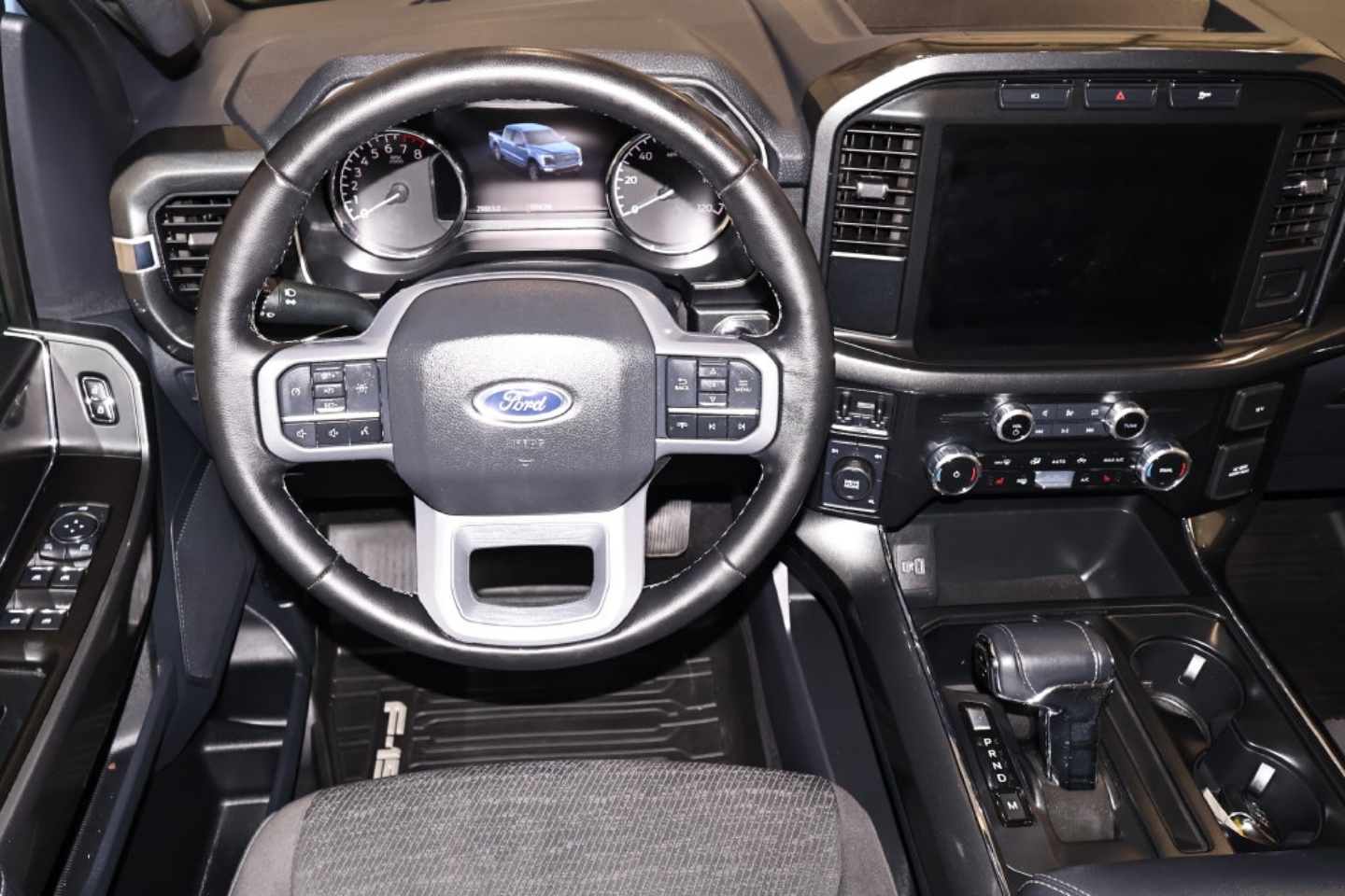 2023 Ford F-150 XLT - Photo 22